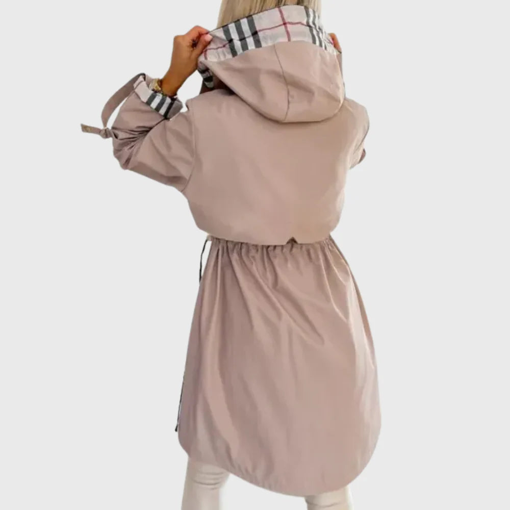 Zoe | Chaqueta con cierre frontal y con capucha