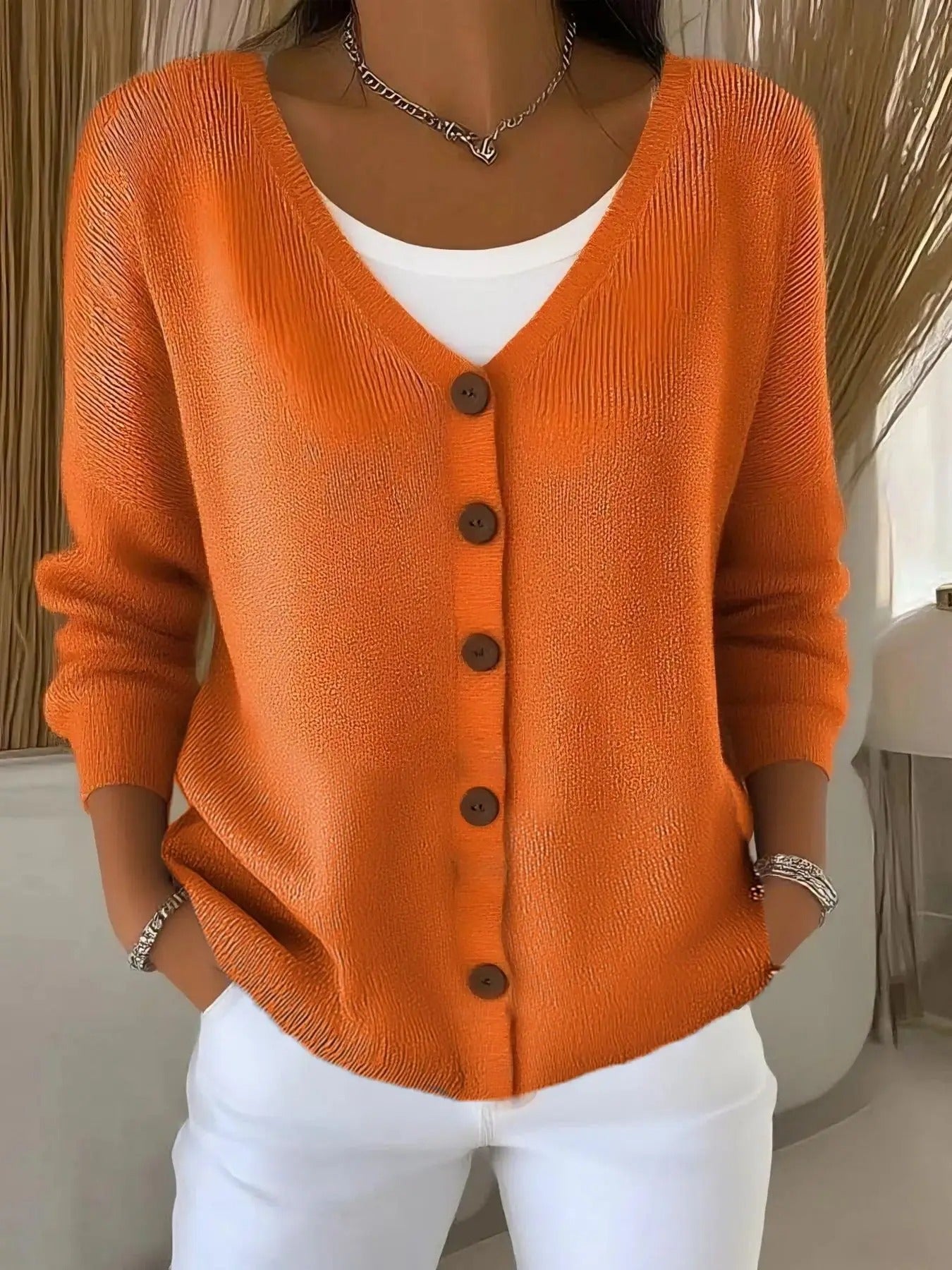 Felicia | Chaqueta de punto moderna con capucha